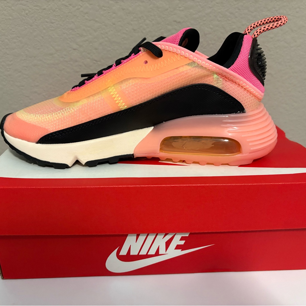 Nike Air Max 2090 Barley Volt Black Atomic Pink